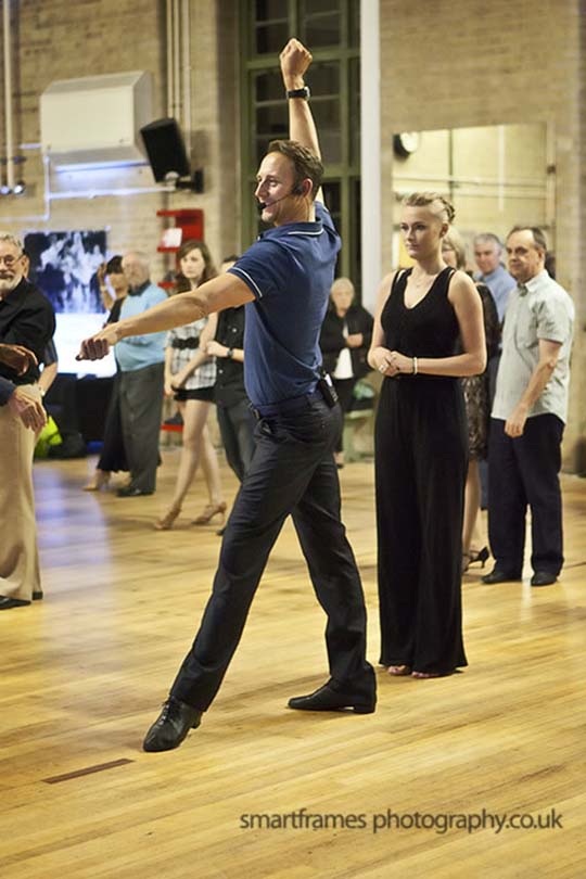 Ian Waite Zumba/Rumba 2012